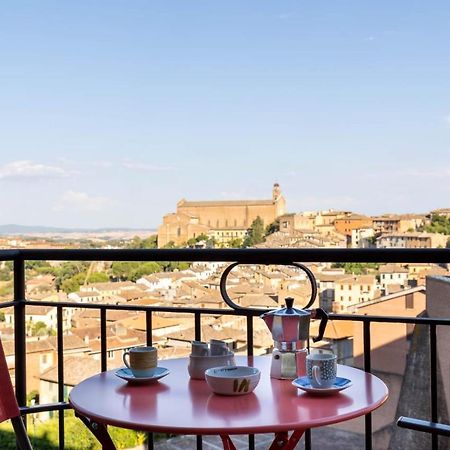 Siena Historic Center Stylish Flat With Balcony!アパートメント エクステリア 写真