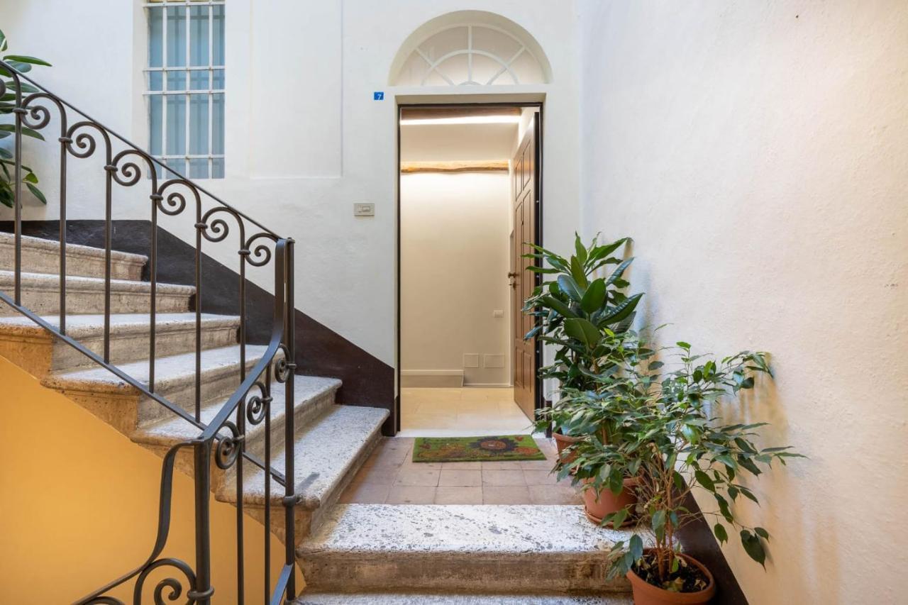 Siena Historic Center Stylish Flat With Balcony!アパートメント エクステリア 写真