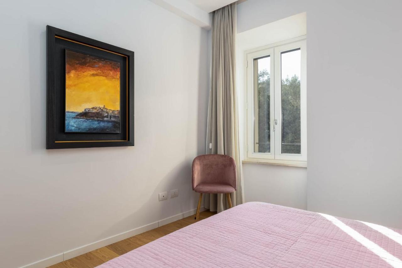 Siena Historic Center Stylish Flat With Balcony!アパートメント エクステリア 写真